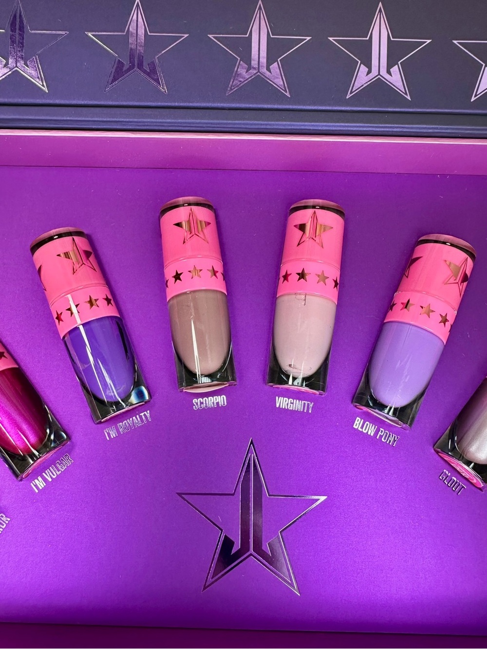 BNIB Jeffree Star Mini Velour Liquid Lipstick Set (Queen B*tch) - Picture 5 of 13